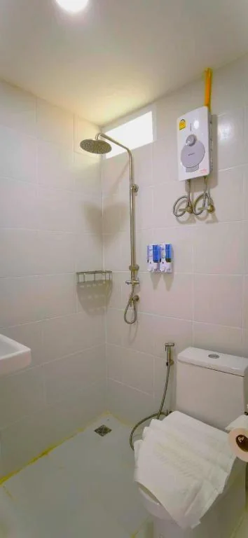 BBVC Hostel - CollegeStay 호텔 상세 정보 및 리뷰 Bathroom