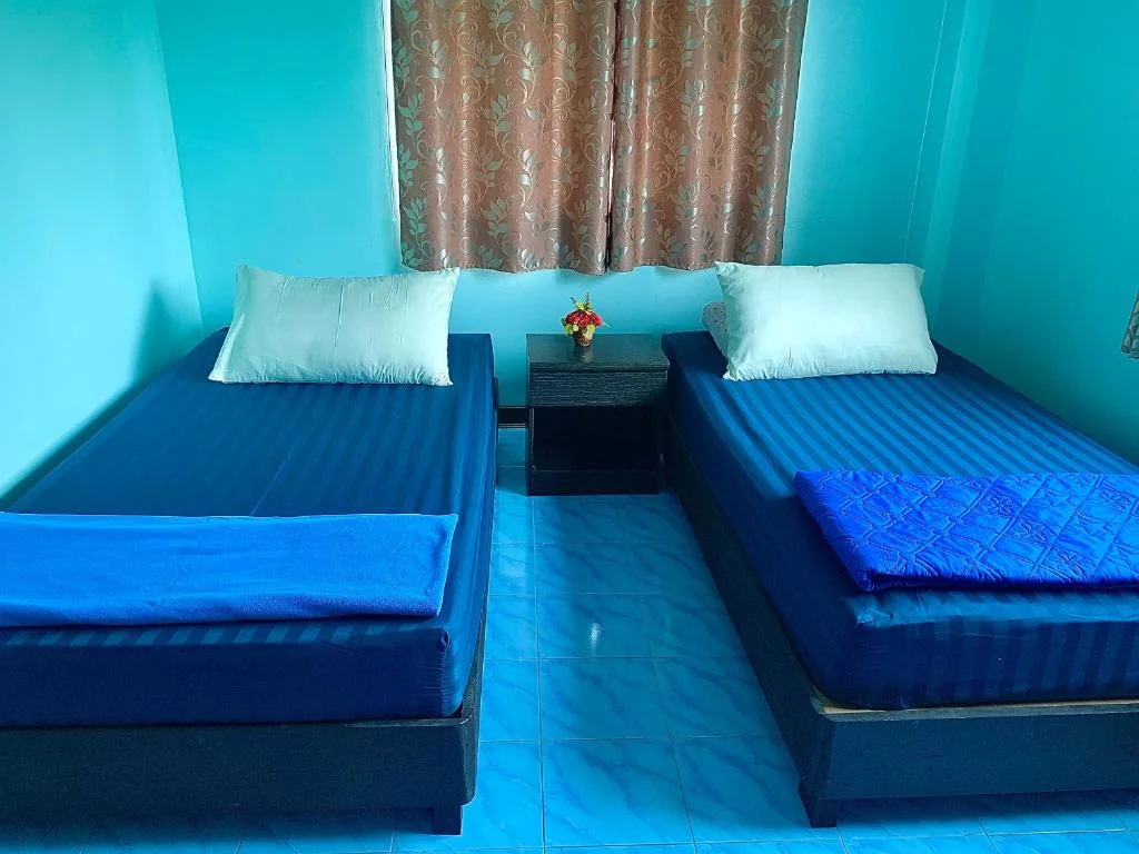 Lake Home Trat 호텔 상세 정보 및 리뷰 Surrounding environment